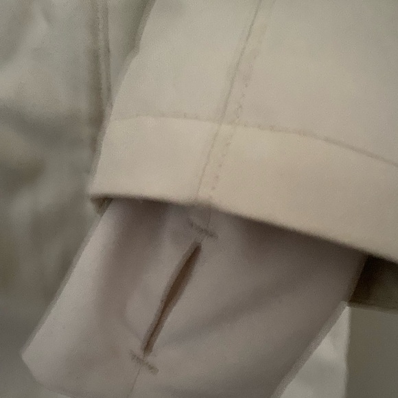 Down parka with Omni heat.  Wind and water resistant. - Picture 4 of 4